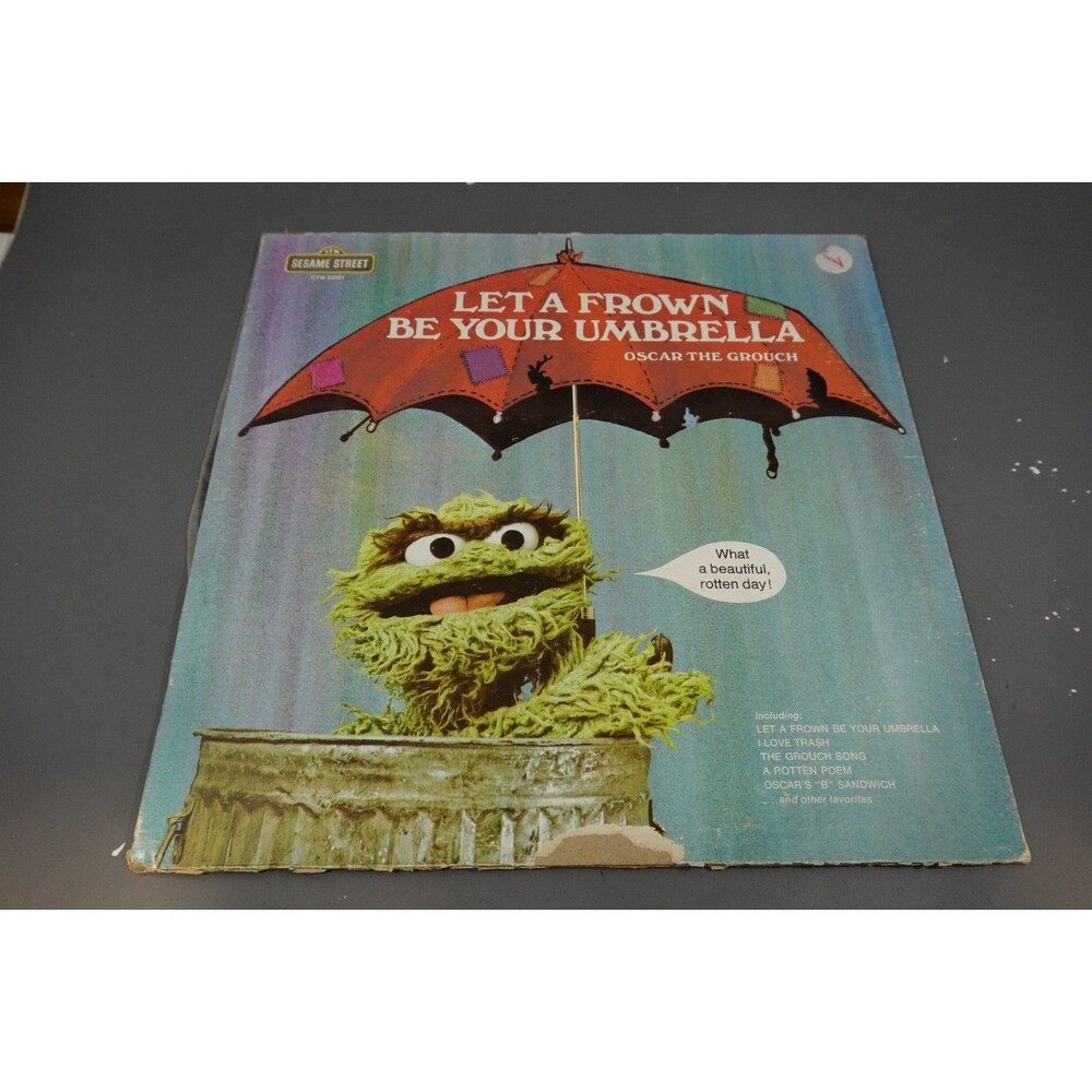 Oscar The Grouch Let A Frown Be Your Umbrella, Sesame Street, CTW 22061, 1974 EX